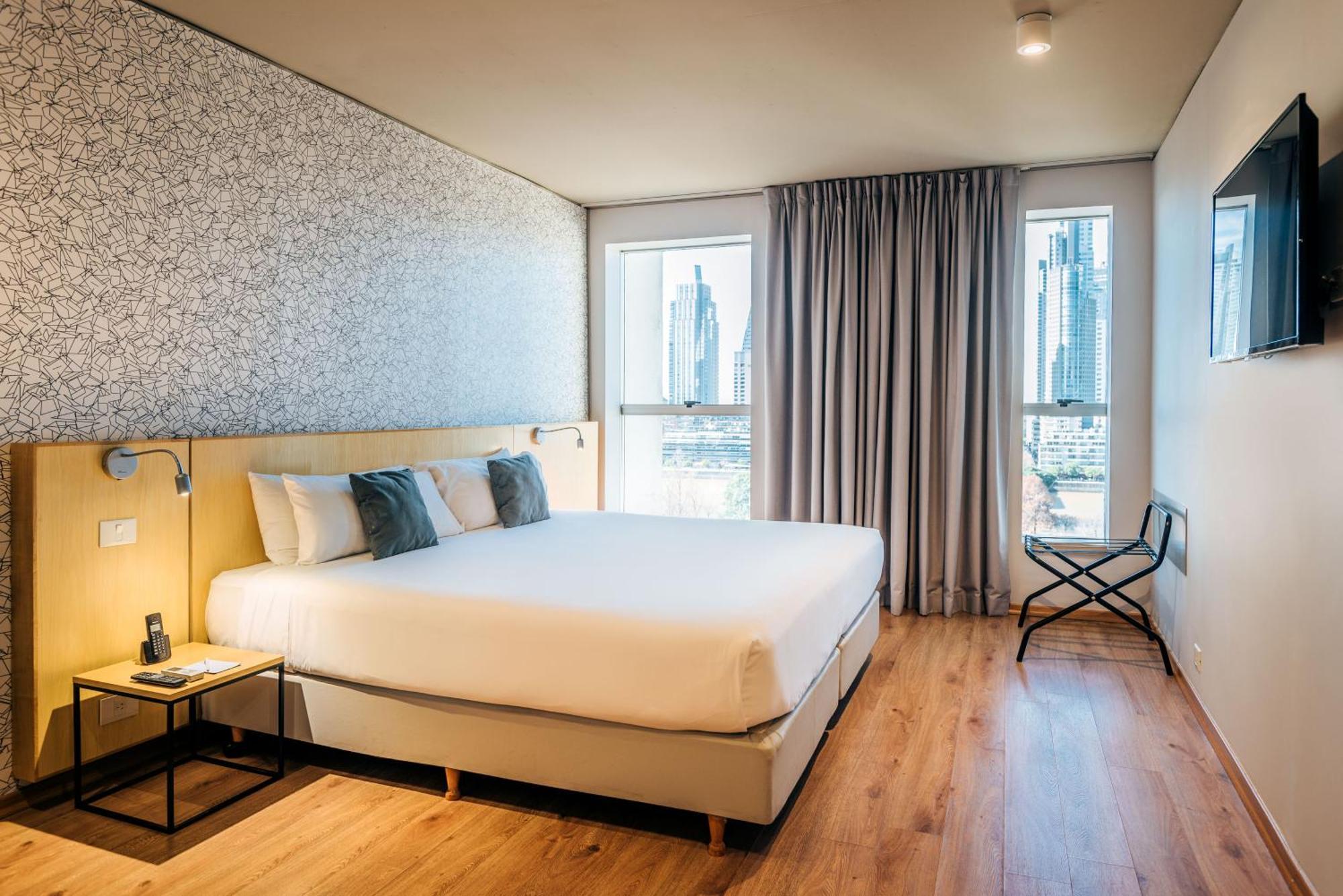 Pleno Madero Hotel Buenos Aires Exterior photo